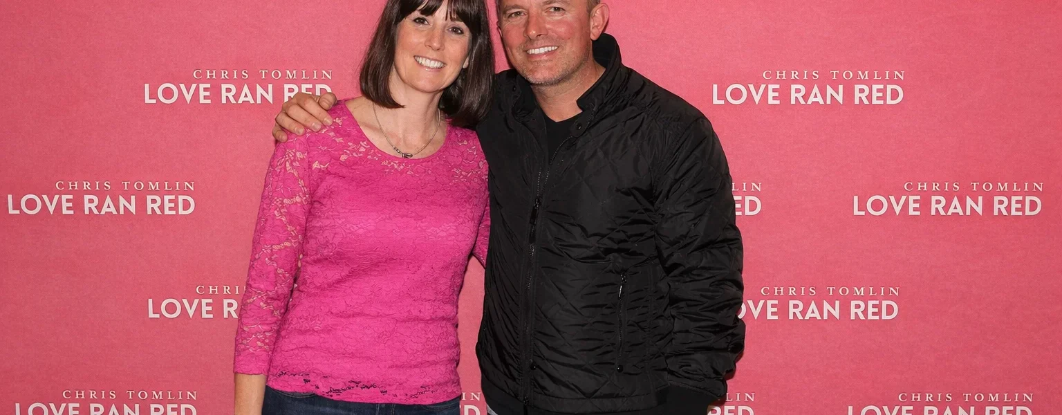 chris tomlin and wife